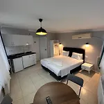 Asparagus Hotel & Suites Old City