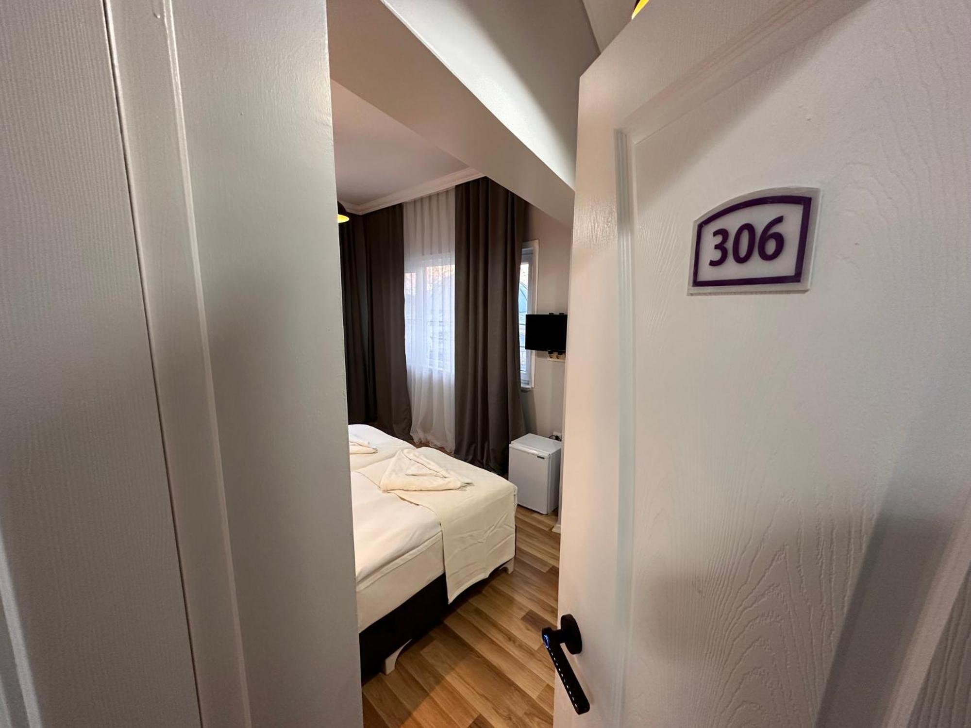 Otel Asparagus & Old *